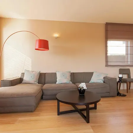 Lovely In Vabriga With Kitchen