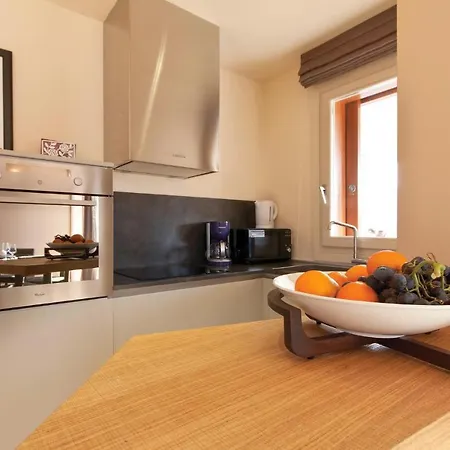 Lovely In Vabriga With Kitchen *